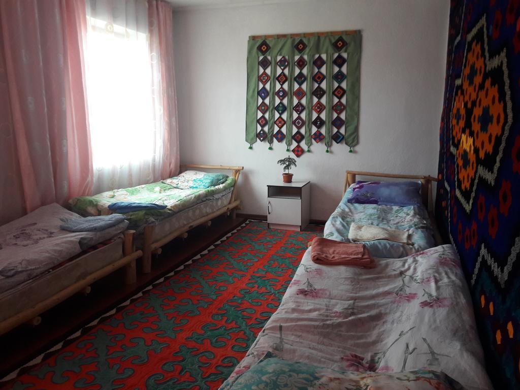 Guest House Guljan Bokonbayevo Exterior foto